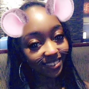 Meet your Posher, Kori